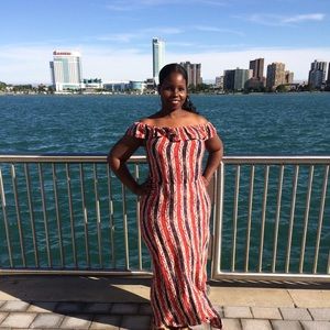 Meet your Posher, Tanisha